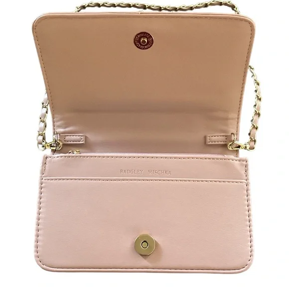 NEW NWT Small Pleated Crossbody Bag in Blush/Gold
Badgley Mischka Collection - Picture 3 of 12